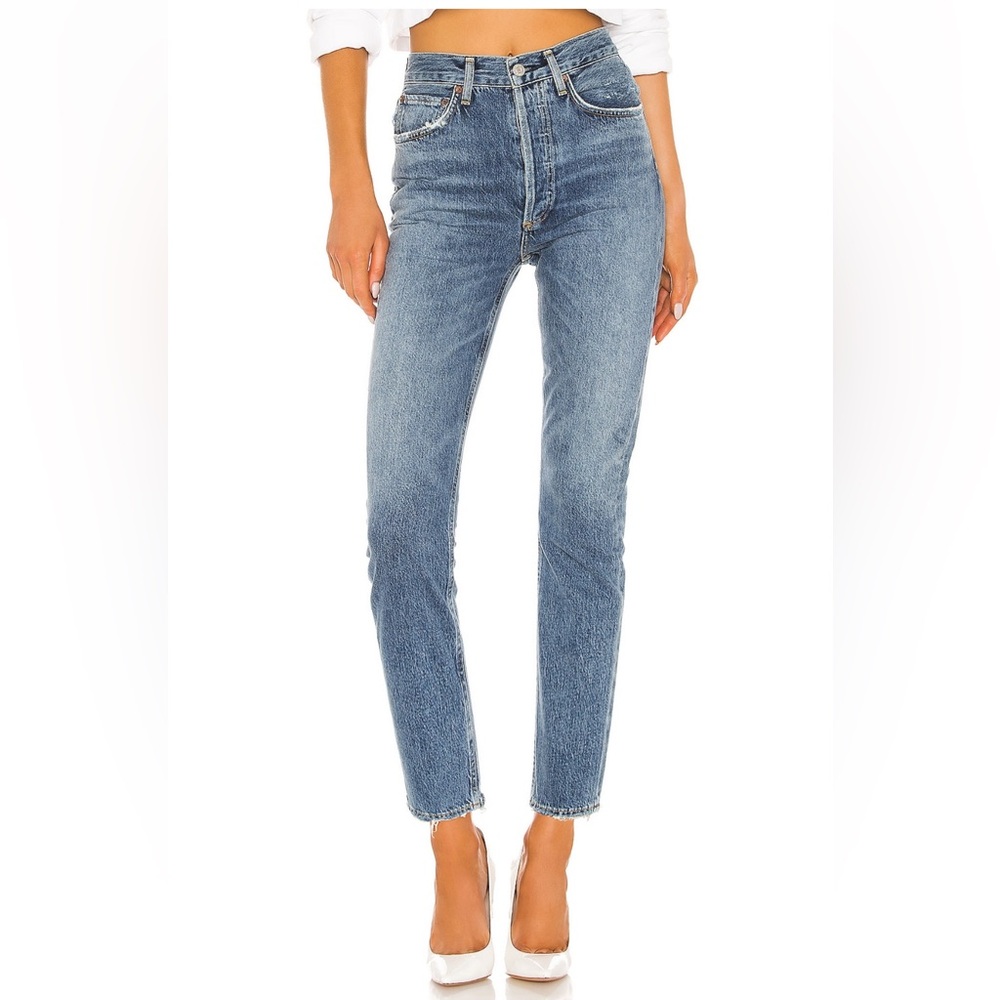 Agolde Riley High Rise Cropped Straight Jeans in Frequency